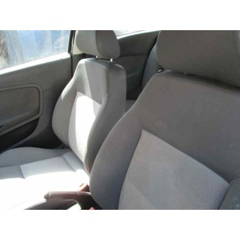 seat ibiza (6l1) del año 2004