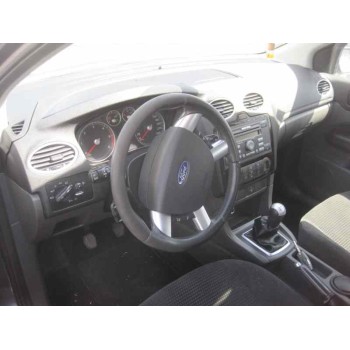 ford focus berlina (cap) del año 2006