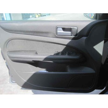 ford focus berlina (cap) del año 2006