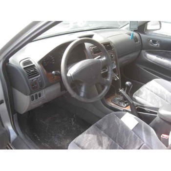 mitsubishi galant berlina (ea0) del año 1999