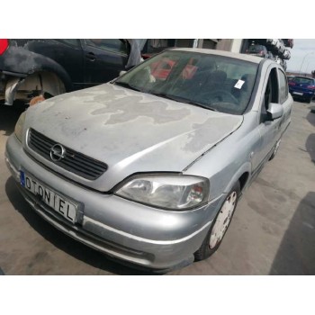 opel astra g berlina del año 2001