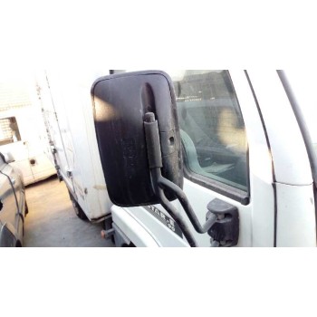 nissan cabstar del año 2000