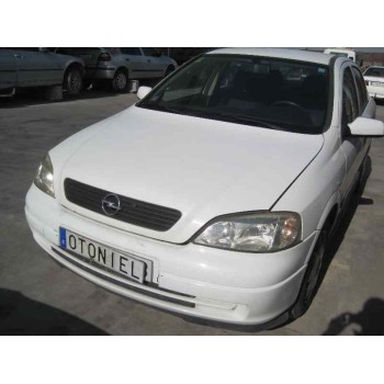 opel astra g berlina del año 2001