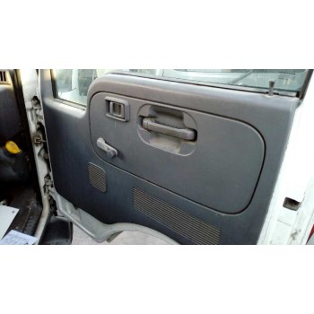 nissan cabstar del año 2000