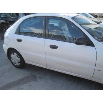 daewoo lanos del año 2001