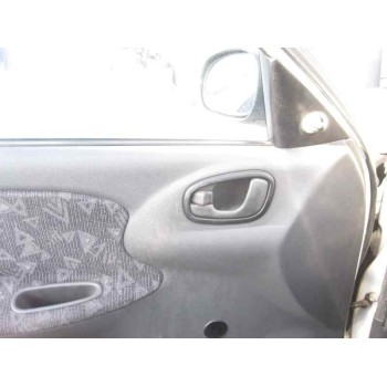 daewoo lanos del año 2001