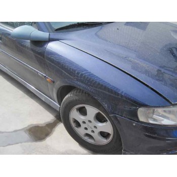 opel vectra b berlina del año 2000