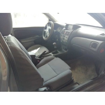 nissan almera (n16/e) del año 2004