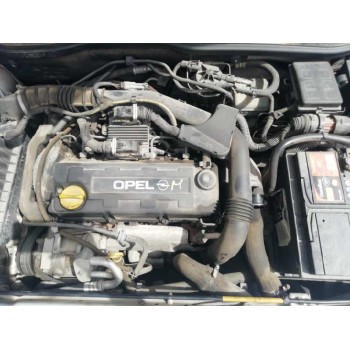 opel astra g berlina del año 2001