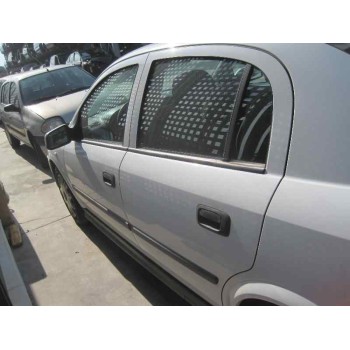 opel astra g berlina del año 2001