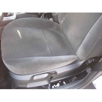 ford focus berlina (cap) del año 2006