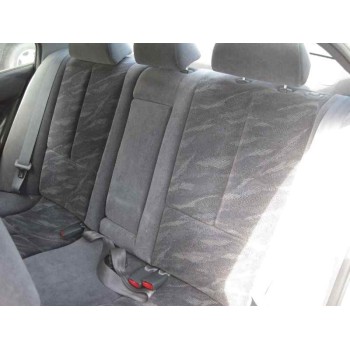 mitsubishi galant berlina (ea0) del año 1999