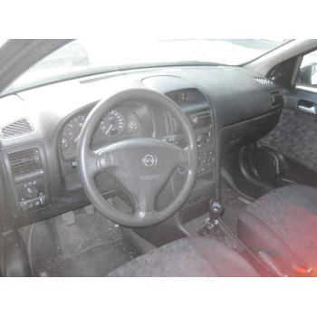 opel astra g berlina del año 2001