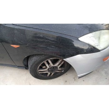 ford focus berlina (cak) del año 2001