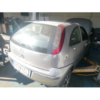 opel corsa c del año 2004