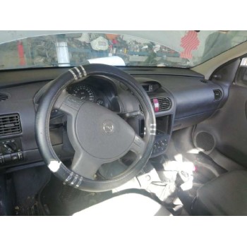 opel corsa c del año 2004