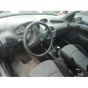 peugeot 206 berlina del año 2004