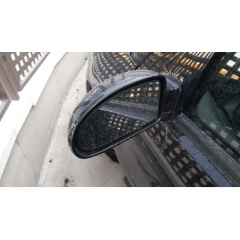 ford focus berlina (cak) del año 2001