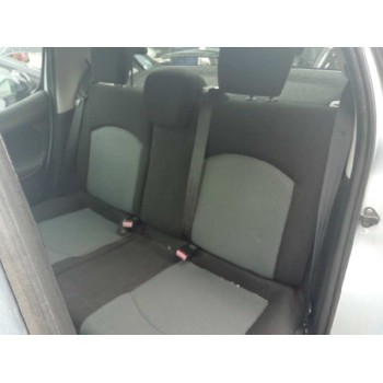 peugeot 206 berlina del año 2004