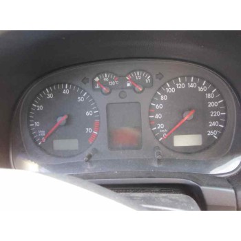 volkswagen golf iv berlina (1j1) del año 2001