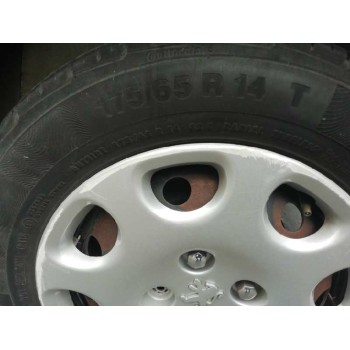 peugeot 206 berlina del año 2004