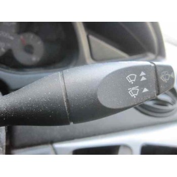 ford focus berlina (cak) del año 2001