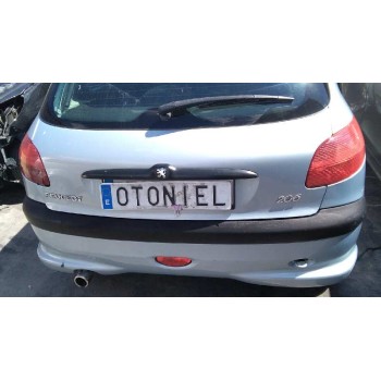 peugeot 206 berlina del año 2001