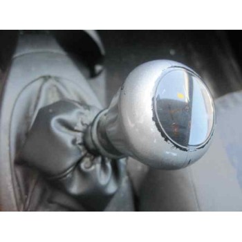 ford focus berlina (cak) del año 2001