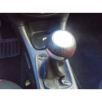 peugeot 206 berlina del año 1999