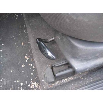 ford focus berlina (cak) del año 2001