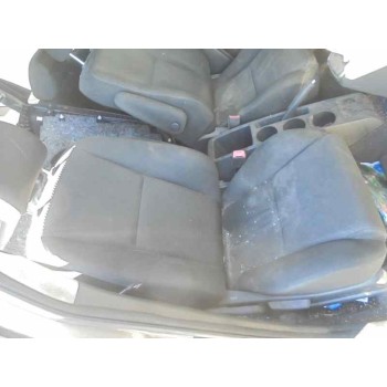 toyota corolla verso (r1) del año 2006