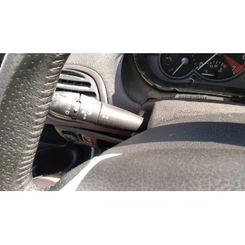 peugeot 206 berlina del año 2001