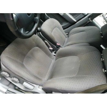 kia carens del año 2003