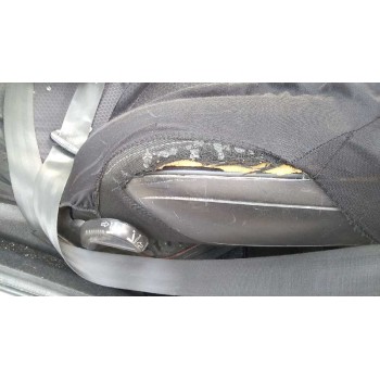 peugeot 206 berlina del año 2001