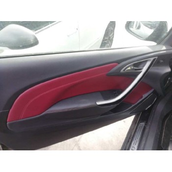 opel astra j gtc del año 2012