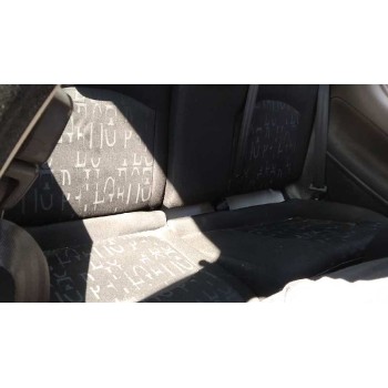 peugeot 206 berlina del año 2001