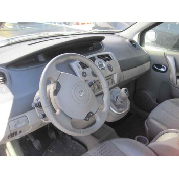 renault scenic ii del año 2005