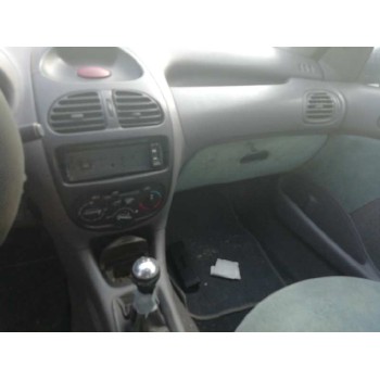 peugeot 206 berlina del año 1999