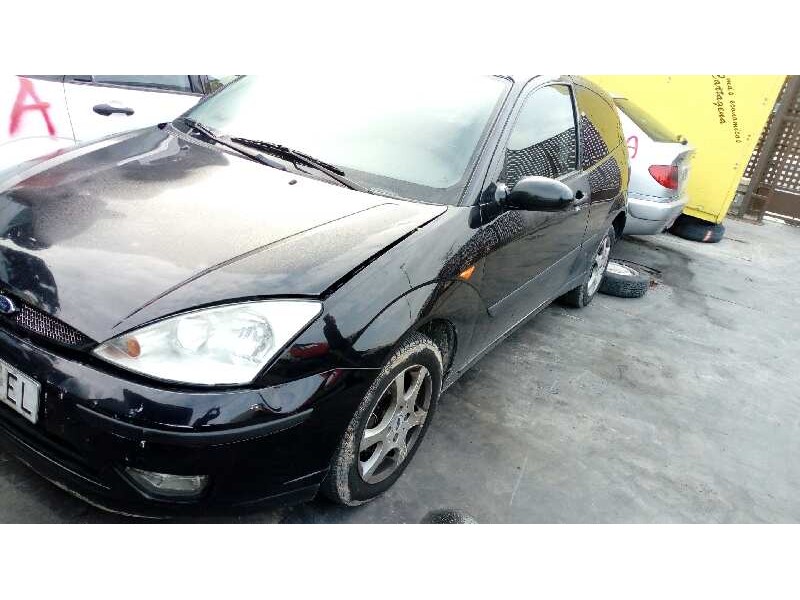 ford focus berlina (cak) del año 2004