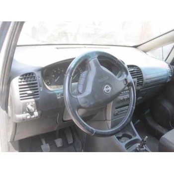 opel zafira a del año 2005