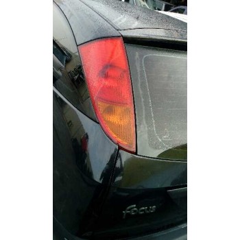 ford focus berlina (cak) del año 2004