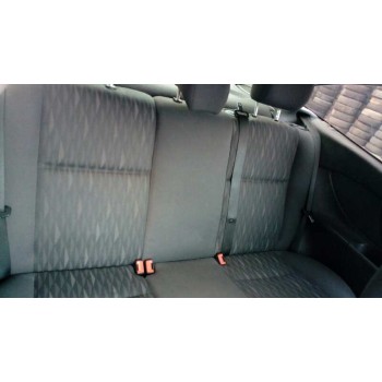 ford focus berlina (cak) del año 2004