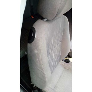 ford focus berlina (cak) del año 2004