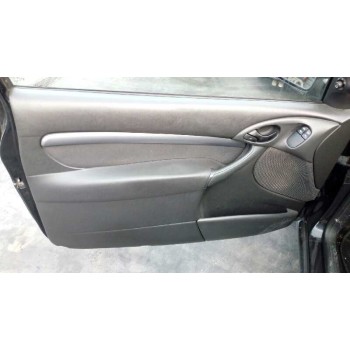 ford focus berlina (cak) del año 2004