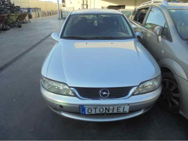 OPEL VECTRA B BERLINA