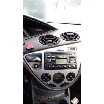 ford focus berlina (cak) del año 2004