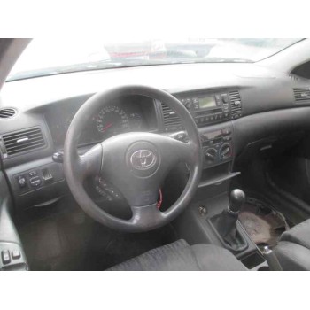 toyota corolla (e12) del año 2004