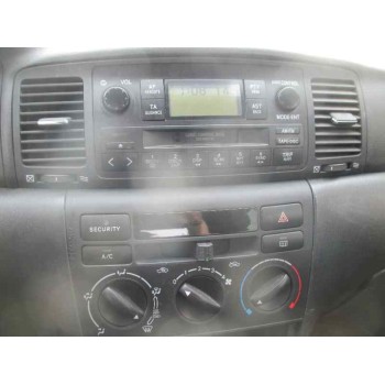 toyota corolla (e12) del año 2004