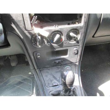 citroën xsara berlina del año 2001