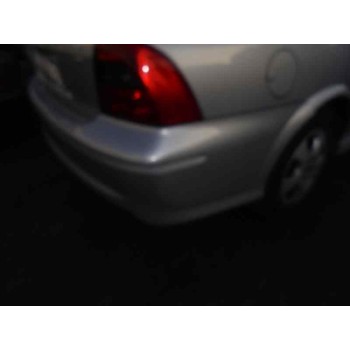 opel vectra b berlina del año 2000